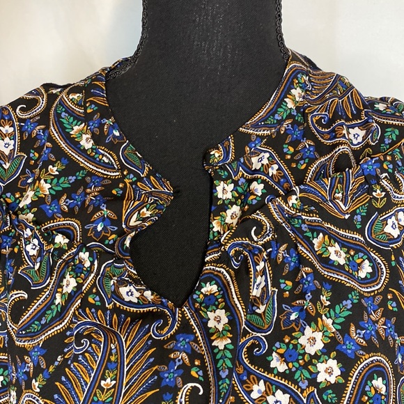 Paisley print lightweight blouse - Picture 3 of 7